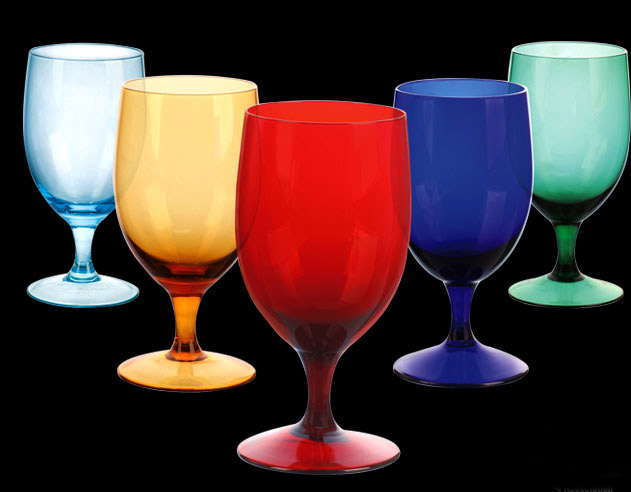 Hospitality Glass Brands: Creating Colorful Artisan Glassware for Hospitality