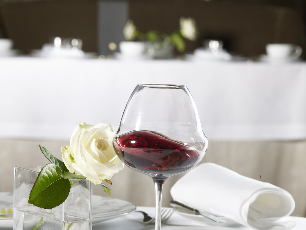 Lehmann Glass: OENOMUST Series Enhances Wines From Around The World