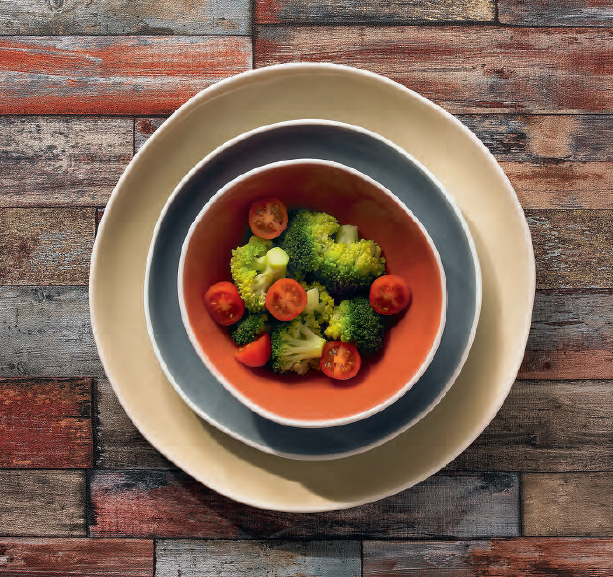 CANYON RIDGE: Arc Cardinal Brings the Color of Canyons to Your Restaurant Tabletop