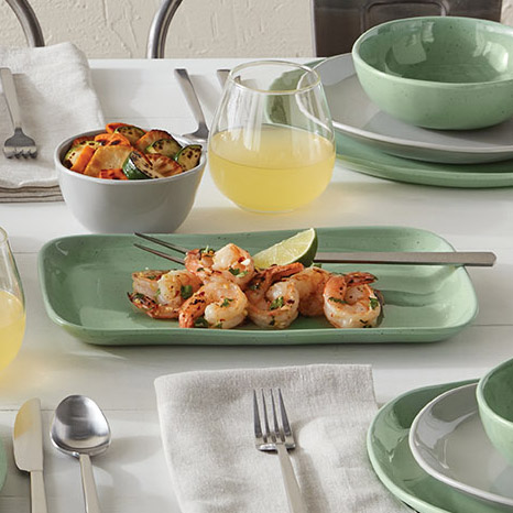 American Metalcraft: Behind Every Great Meal is A Great Presentation